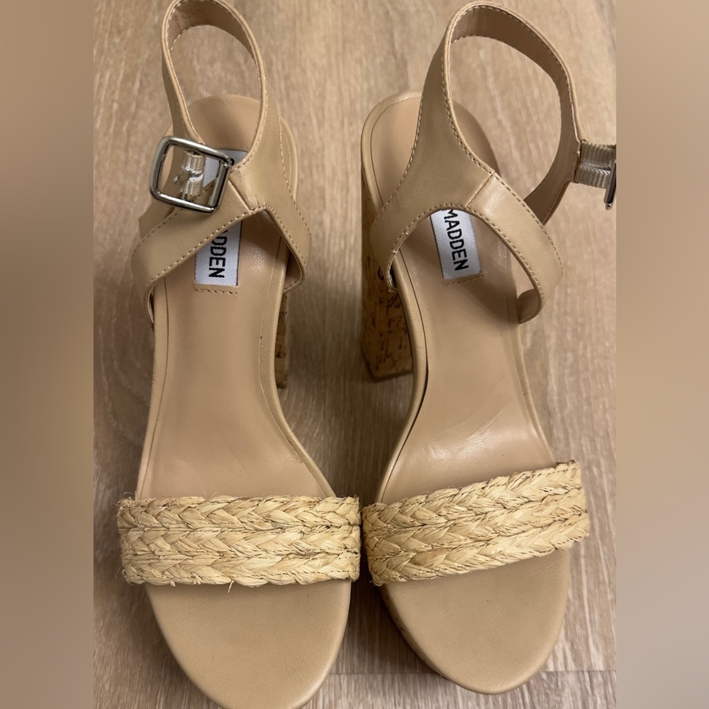 Steve Madden sandals 👡